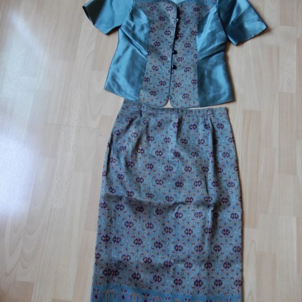 Thai Silk Elegant Teal and Patterned Skirt Suit